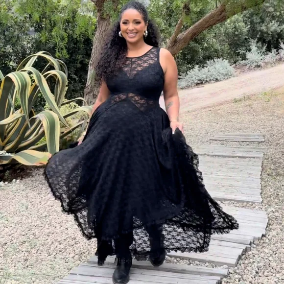 Torrid Festi Goth Boho Black Hanky Hem Lace Sheer Dress Size 3X NWT - Picture 9 of 10